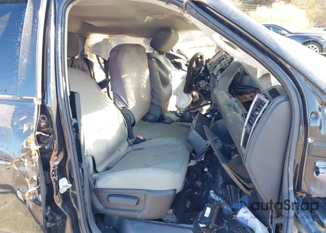 2018 Ram 1500 Express 4X2 6'4 Box из США, поврежденный, VIN 1C6RR6FT8JS101298